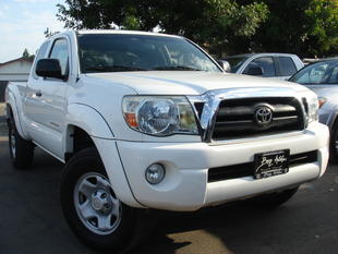 used Toyota Tacoma 2005 : $13500