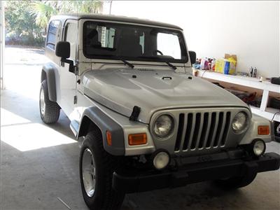 Used Jeep Wrangler 2005 : $12800