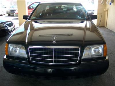 Used Mercedes-Benz 400 1992 : $5995