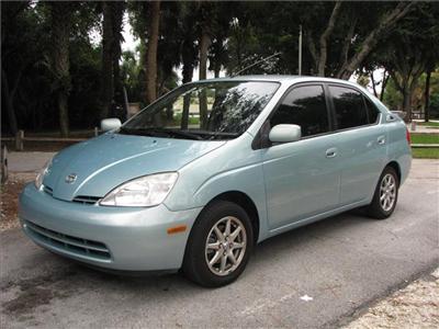 Used Toyota Prius 2001 : $6995
