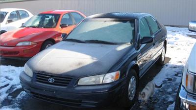 Used Toyota Camry 1999 : $3999