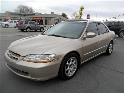 Used Honda Accord 2000 : $5499