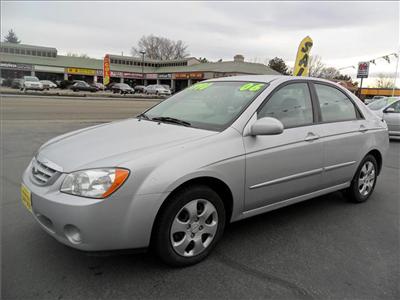 Used Kia Spectra 2006 : $5995