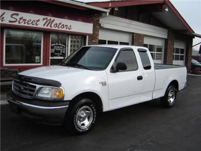Used Ford F100 2003 : $6795