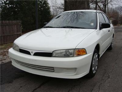 Used Mitsubishi Mirage 2001 : $2995