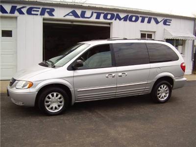 Used Chrysler TownandCountry 2003 : $7995