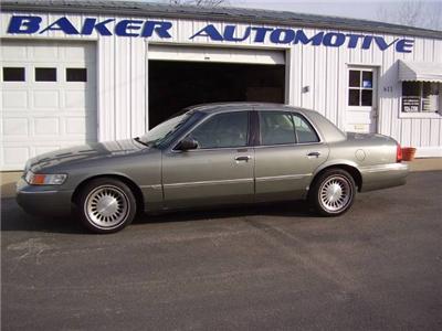 Used Mercury GrandMarquis 2002 : $8995