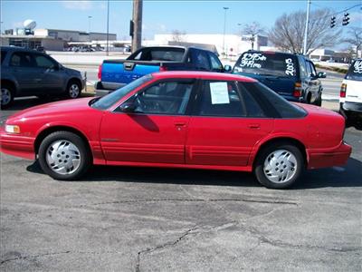 Used Oldsmobile CutlassSupreme 1993 : $1695