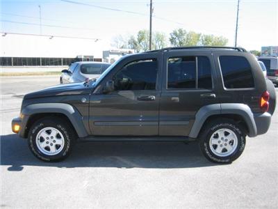 Used Jeep Liberty 2005 : $7499