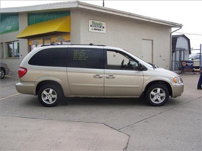 Used Dodge GrandCaravan 2005 : $11495