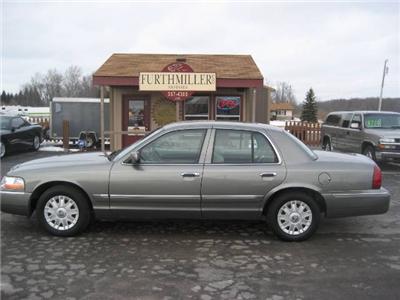 Used Mercury GrandMarquis 2004 : $7460