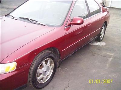 Used Honda Accord 1994 : $3500