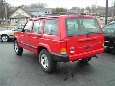 Used Jeep Cherokee 2000 : $5895