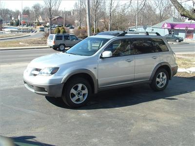 Used Mitsubishi Outlander 2003 : $7495