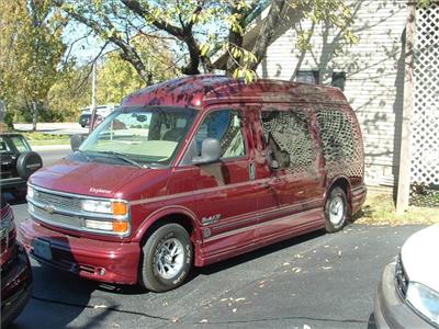 Used Chevrolet Express 2000 : $12795