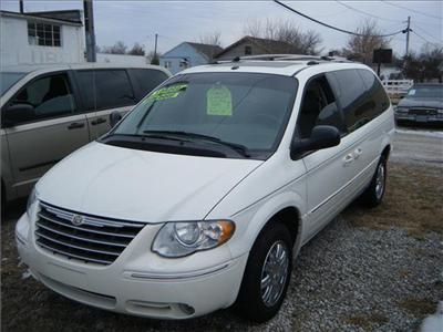 Used Chrysler TownandCountry 2006 : $11900