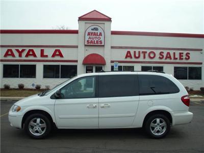 Used Dodge GrandCaravan 2005 : $8895