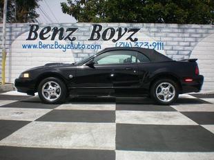 used Ford Mustang 2004 : $10500
