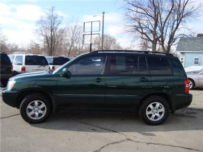 Used Toyota Highlander 2003 : $8195