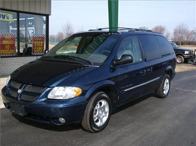 Used Dodge GrandCaravan 2002 : $4995