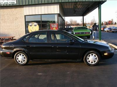 Used Ford Taurus 1997 : $1995