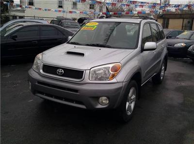 Used Toyota RAV4 2005 : $11995