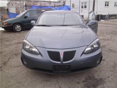 Used Pontiac GrandPrix 2006 : $8995