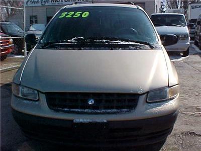Used Plymouth GrandVoyager 1998 : $2995
