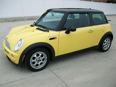 Used Mini Cooper 2004 : $9795