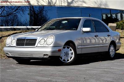 Used Mercedes-Benz EClass 1997 : $5485