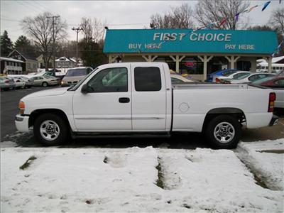Used GMC Sierra 2004 : $0