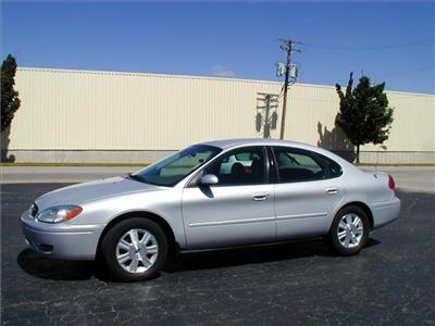 Used Ford Taurus 2007 : $7495