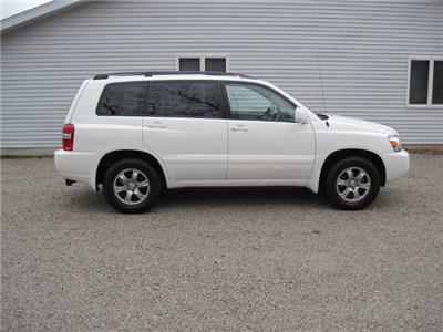 Used Toyota Highlander 2005 : $14995