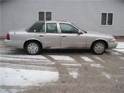 Used Mercury GrandMarquis 2005 : $8995
