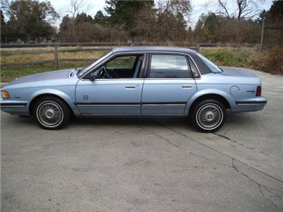 Used Buick Century 1990 : $1795