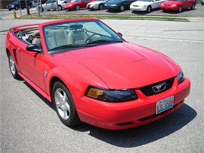 Used Ford Mustang 2004 : $8775