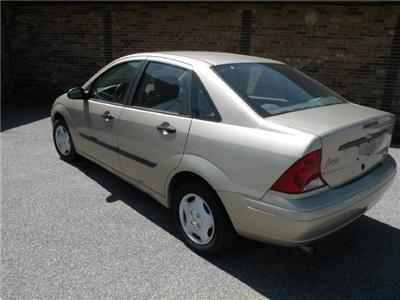 Used Ford Focus 2002 : $4395