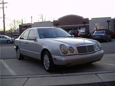 Used Mercedes-Benz EClass 1997 : $6495
