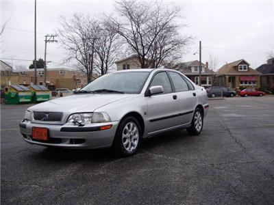 Used Volvo S40 2001 : $4995