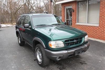 Used Ford Explorer 1999 : $2900