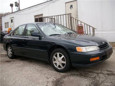 Used Honda Accord 1994 : $2995
