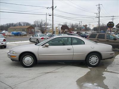 Used Buick Riviera 1997 : $4377