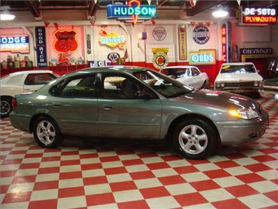 Used Ford Taurus 2005 : $5450