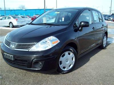 Used Nissan Versa 2007 : $9995