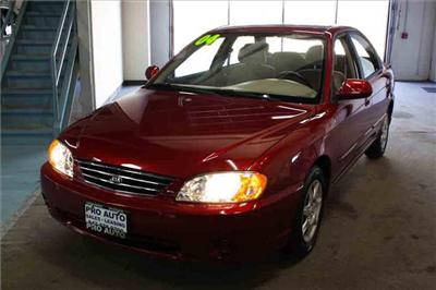 Used Kia Spectra 2004 : $6910