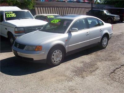 Used Volkswagen Passat 1998 : $4295