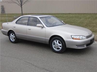 Used Lexus ES300 1992 : $3995
