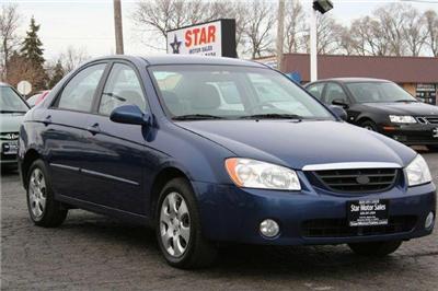 Used Kia Spectra 2005 : $6666