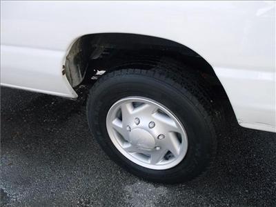 Used Ford EconolineWagon 2006 : $10200