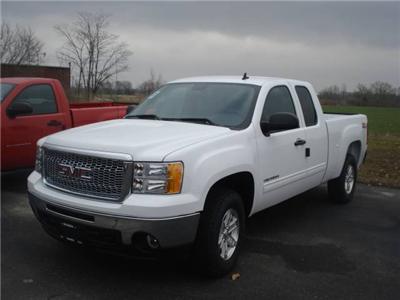 New GMC Sierra 2011 : $35732